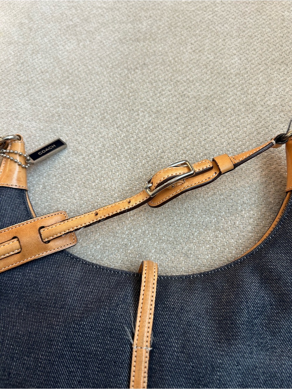 Vintage Coach Navy Canvas and Tan Leather Shoulder Bag - Picture 4 of 6